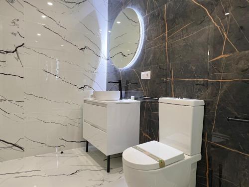 Ένα μπάνιο στο Apartamento en la Gran Manzana