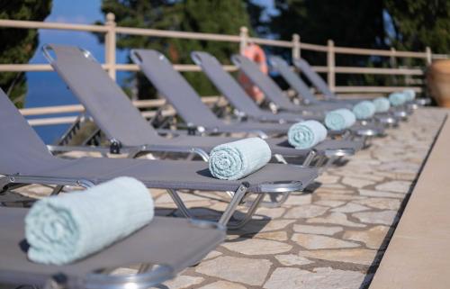Fotografie z fotogalerie ubytování Pangolas Apartments Paxos v destinaci Longós
