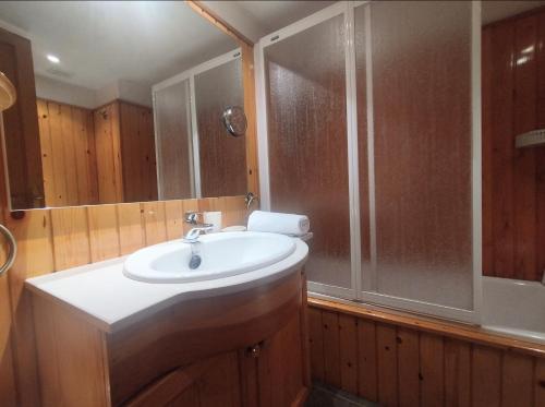 Koupelna v ubytování CHECK-IN CASAS Casa Puntarron