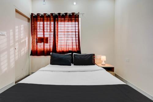 Кровать или кровати в номере Madira