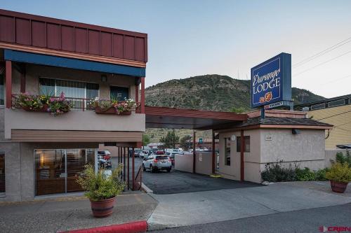 Vue générale sur la montagne ou vue sur la montagne depuis le motel
