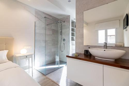 Andalucía 4 bedroom with parking FreshApartments