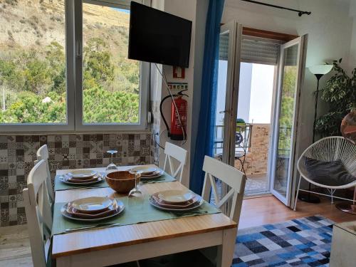 Caparica Cliff View Apartment by HOST-POINT