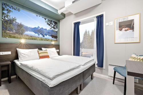 Postel nebo postele na pokoji v ubytování Aiden by Best Western Harstad Narvik Airport
