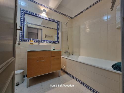 Cabanas de Tavira, Cute T2 around the corner to the water front