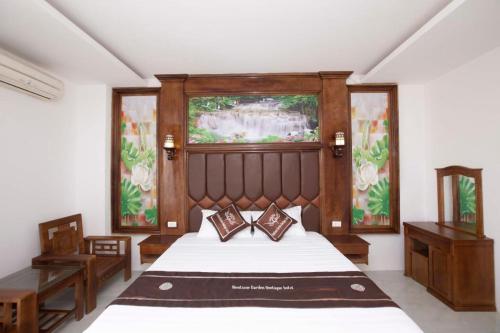 Cama o camas de una habitación en Vientiane Garden Villa Hotel And Restaurant