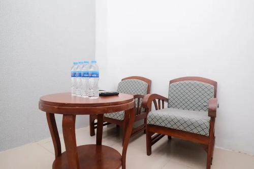 Posezení v ubytování RedDoorz Syariah near Titik Nol Yogyakarta