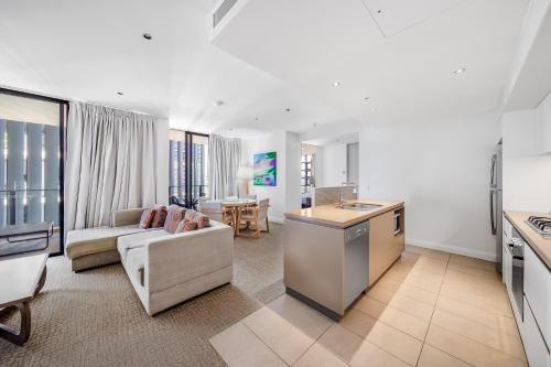 Oaks Redcliffe Mon Komo Suitesにあるシーティングエリア
