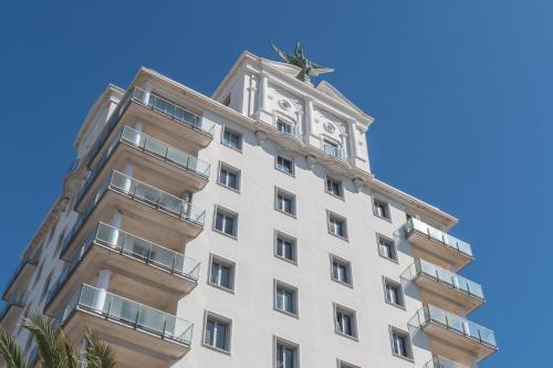 Το κτήριο όπου στεγάζεται  το διαμέρισμα