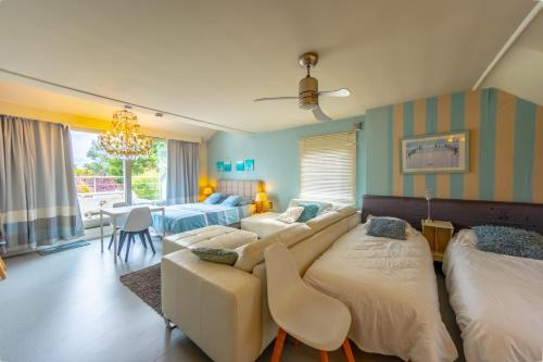 Gallery image of Vakantievilla met zwembad, wellness en glamping in Paal/Beringen in Beringen