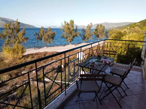 En balkon eller terrasse på Captain's panoramic sea view