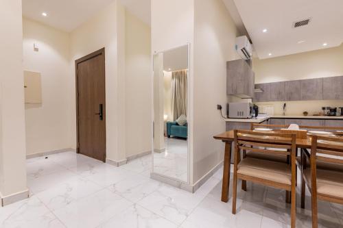 Kuchyň nebo kuchyňský kout v ubytování Amber Hospitality - Al Qairawan