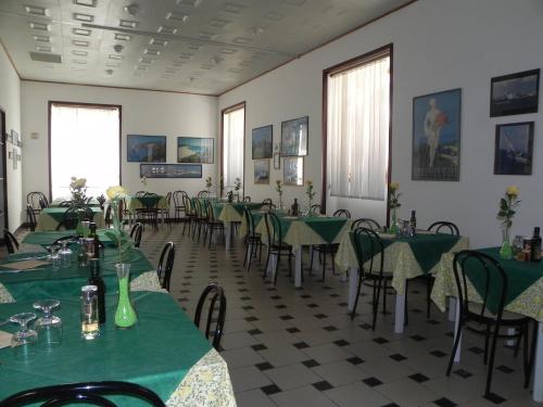 Gallery image of Hotel Fjby in Calasetta