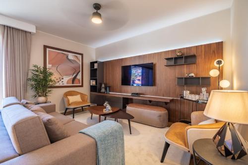 Maha by KAAMAH - 2 Bedroom OceanView Designer Apartment