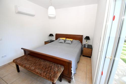 Ένα ή περισσότερα κρεβάτια σε δωμάτιο στο Casa Robyn Javea - 5022-1 6p