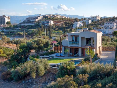 Beachfront Linum Escape Retreat with a Heated Pool