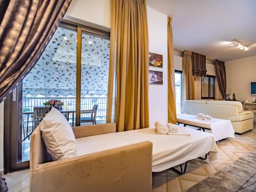 Yianni's Home-Comfort Apartment in Volos