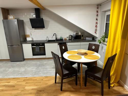 Dapur atau dapur kecil di Apartament z Widokiem 4