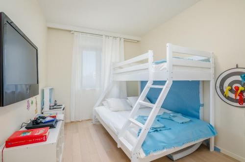 Apartment Sofija with Pool