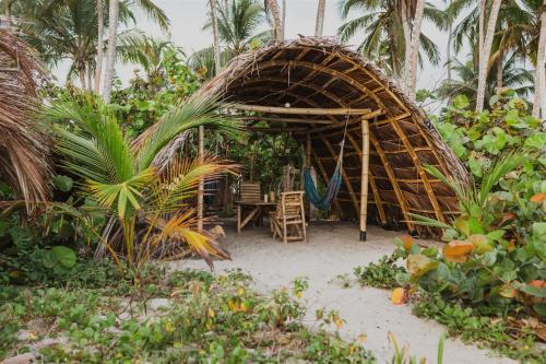 Lote 10 Tayrona Glampingにある庭