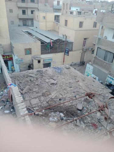 una vista aérea de un edificio en construcción en المنيا سمالوط, 