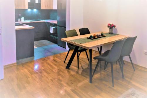 Dapur atau dapur kecil di Špansko view -Comfy apartment