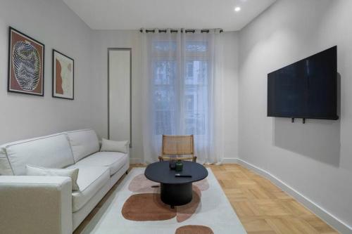 Photo de la galerie de l'établissement B.Appart 6Pers#2Bedrooms#VictorHugo#ArcDeTriomphe, à Paris