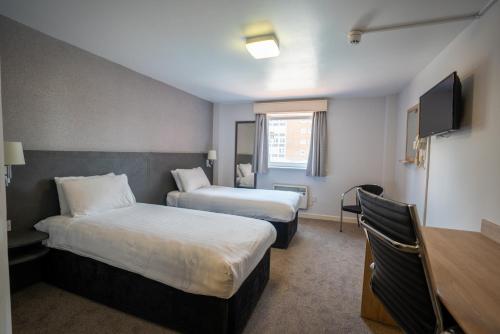 Classic Twin Room