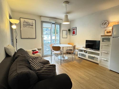 100m Télécabine ou commerces. 4P