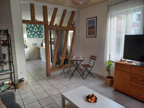 Μια τηλεόραση ή/και κέντρο ψυχαγωγίας στο La petite maison