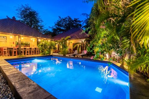 Bazén v ubytování Senang Villa Gili Air nebo v jeho okolí