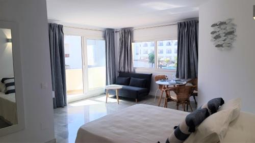 Beach Studio Puerto Marina Playa