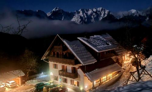 Farm Stay "Alpine Dreams"