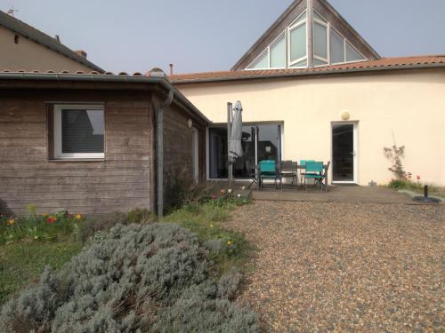 Gîte charmant avec jardin au cœur du vignoble du Layon, proche Saumur, 9 couchages, vélos inclus - FR-1-622-19