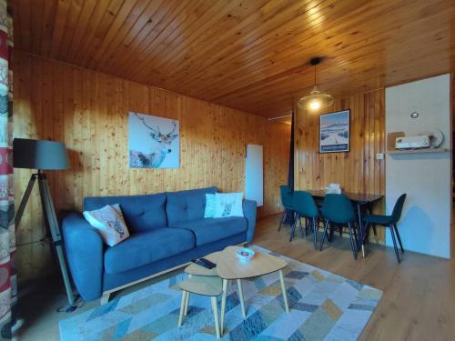 Photo de la galerie de l'établissement Appartement rénové 3 pièces cabine, 50m des pistes, 8 couchages, balcon SUD, Wifi, TV - FR-1-592-54, à Bolquère-Pyrénées 2000