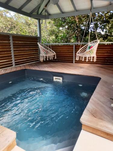 Swimmingpoolen hos eller tæt på Cottages Les Ventilés