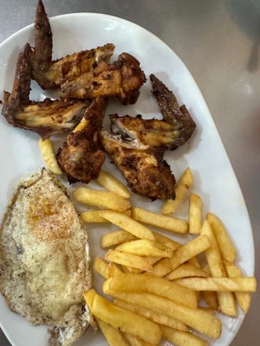 Makanan di atau berdekatan inn ini