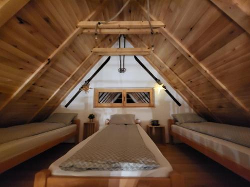 Crni VrhにあるAntić apartmani Stara planinaのギャラリーの写真