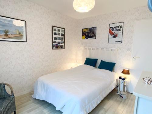 Appartement T3 Lumineux avec Balcon, Garage et Wi-Fi - Plage et Commerces à Proximité