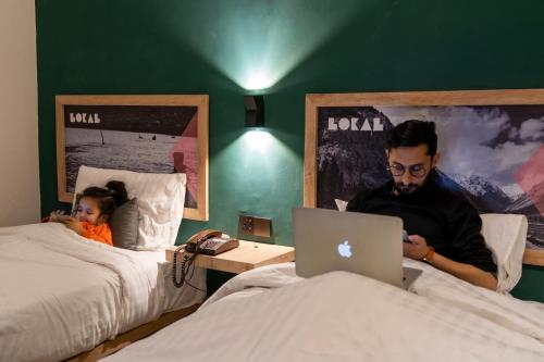 Φωτογραφία από το άλμπουμ του LOKAL Rooms x Swat River σε Swat