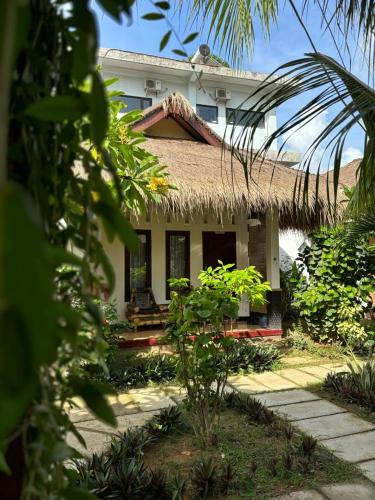 Vườn quanh Cewin's Homestay