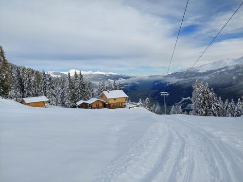 Galería fotográfica de Chalet Salzach near Ski Lift & Spa en Neukirchen am Großvenediger