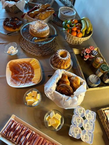 Jídlo v bed and breakfast nebo okolí