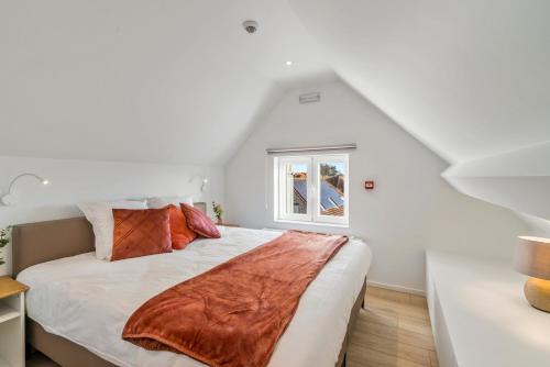 Ένα ή περισσότερα κρεβάτια σε δωμάτιο στο Maison Josephine - spacious house for 12 people