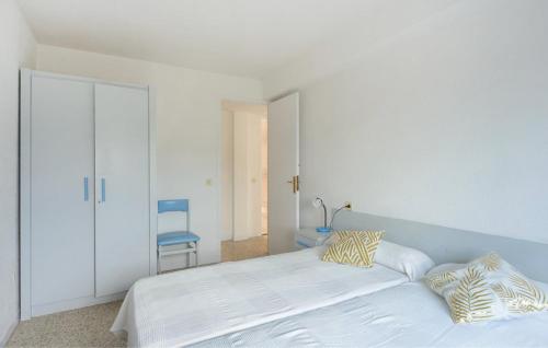 เตียงในห้องที่ Malgrat de mar barcelona