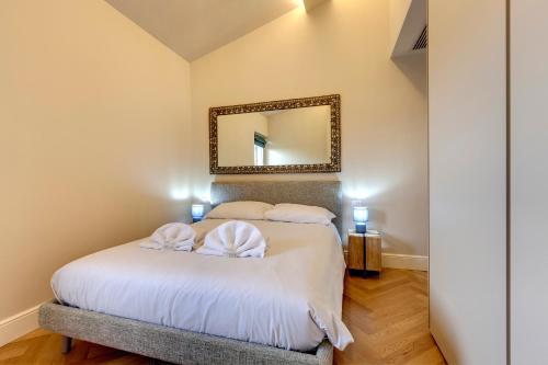 Aleardi Roof Apartment by Mamo Florence