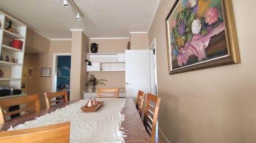 Η κουζίνα ή μικρή κουζίνα στο Departamento La Florita -nivel ejecutivo-