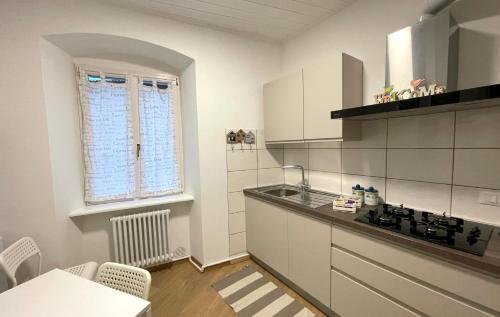 Kuchyň nebo kuchyňský kout v ubytování Casetta alla fontana
