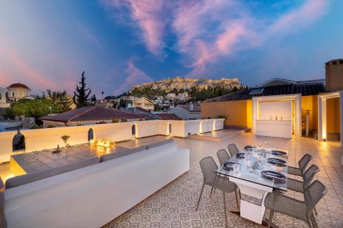 Live Your Myth Under The Acropolis