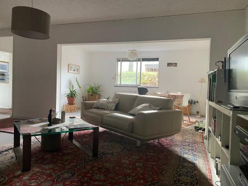 Fotografie z fotogalerie ubytování Großzügiges Design Komfort-Appartement 60 qm v destinaci Nußloch